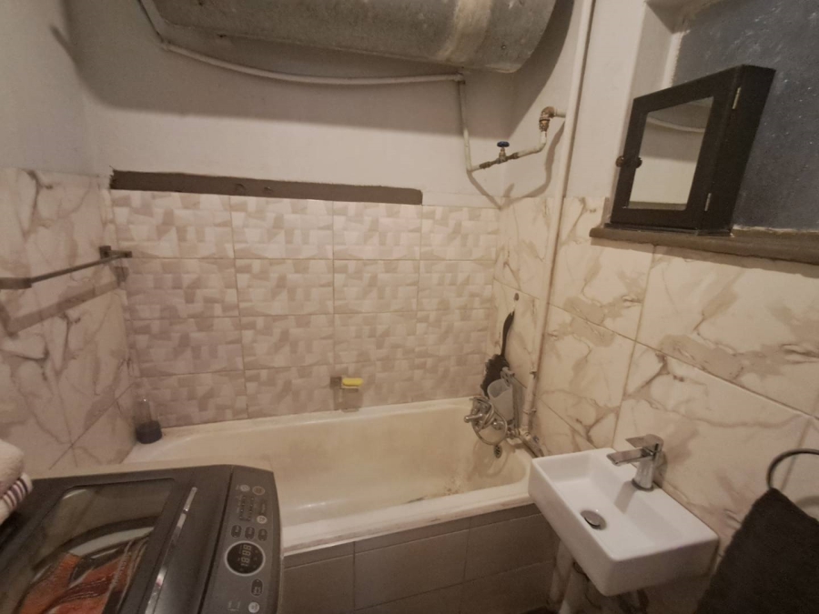 1 Bedroom Property for Sale in Pretoria West Gauteng