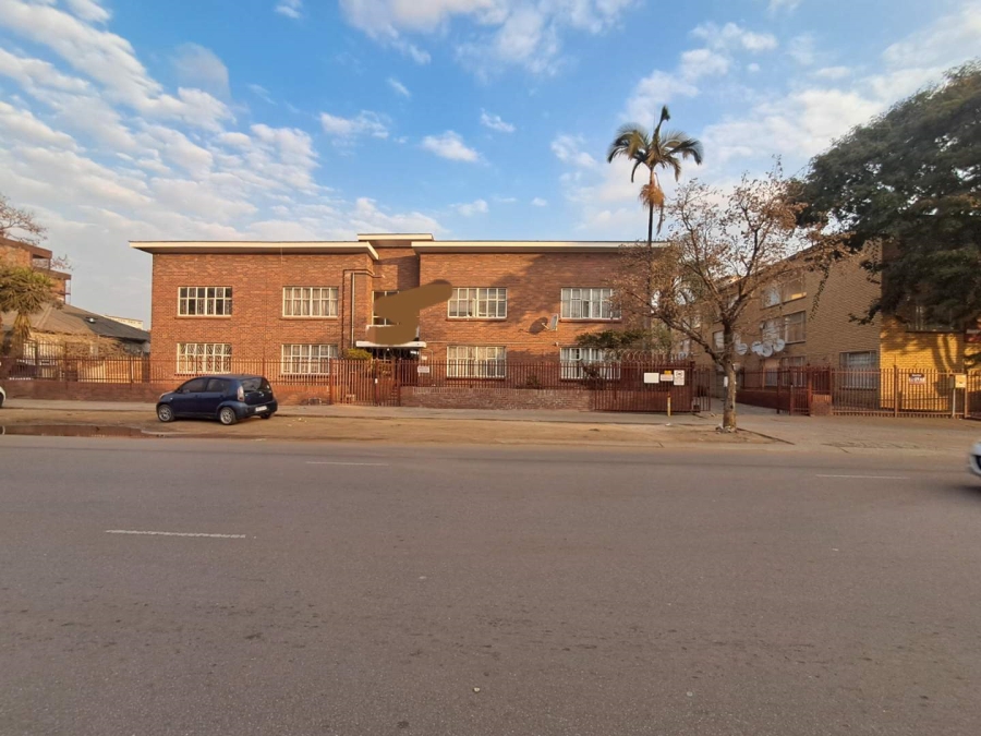 1 Bedroom Property for Sale in Pretoria West Gauteng