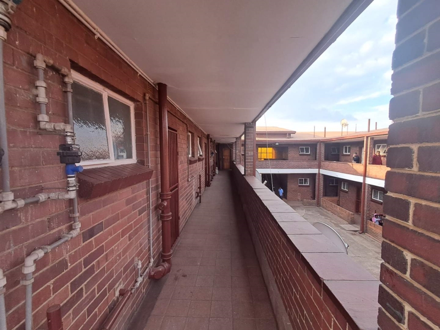 1 Bedroom Property for Sale in Pretoria West Gauteng