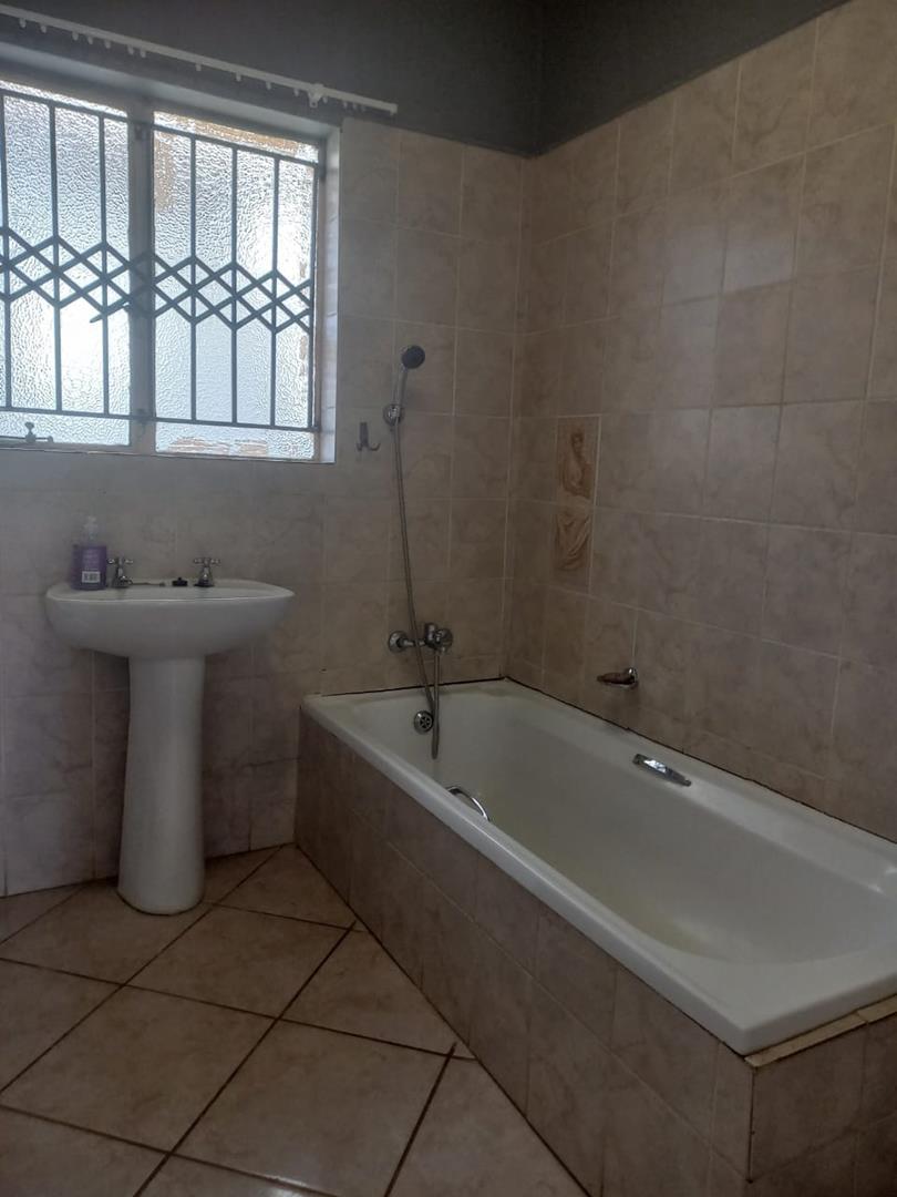 3 Bedroom Property for Sale in The Orchards Gauteng