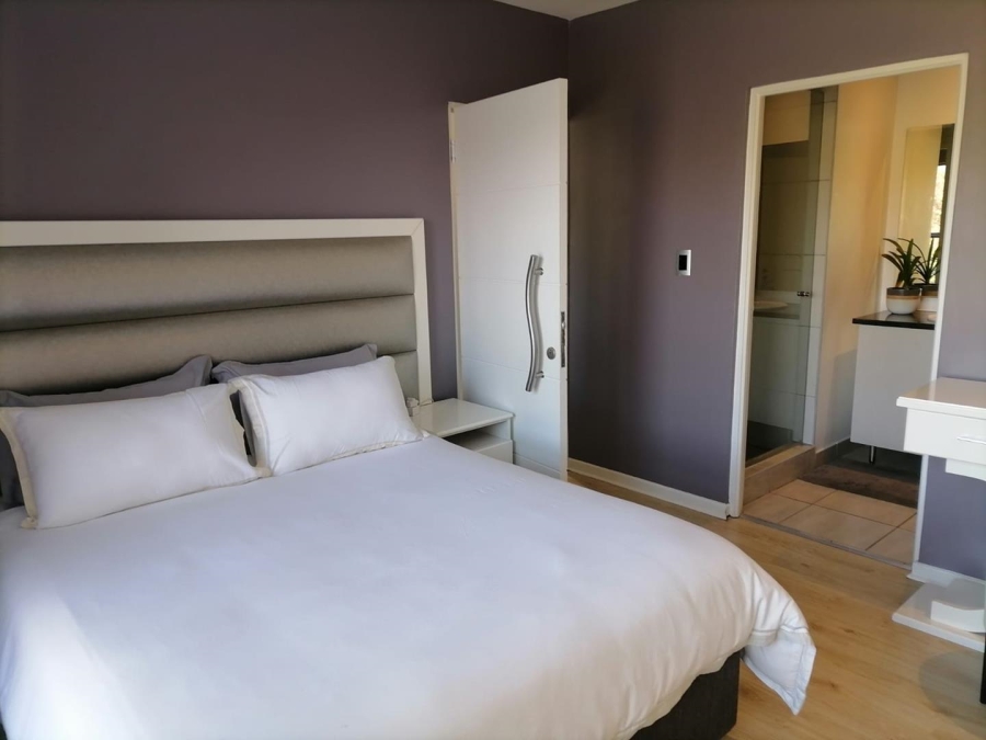 3 Bedroom Property for Sale in Lombardy Estate Gauteng