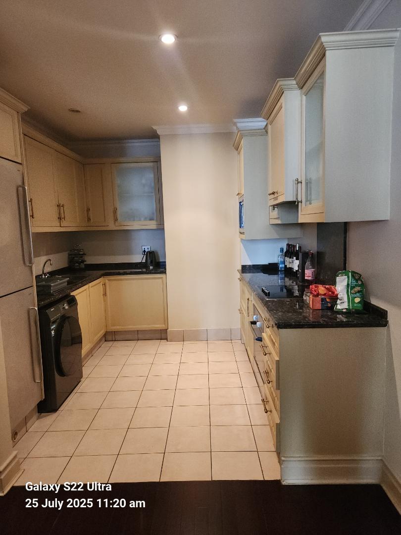 To Let 1 Bedroom Property for Rent in Sandton Central Gauteng