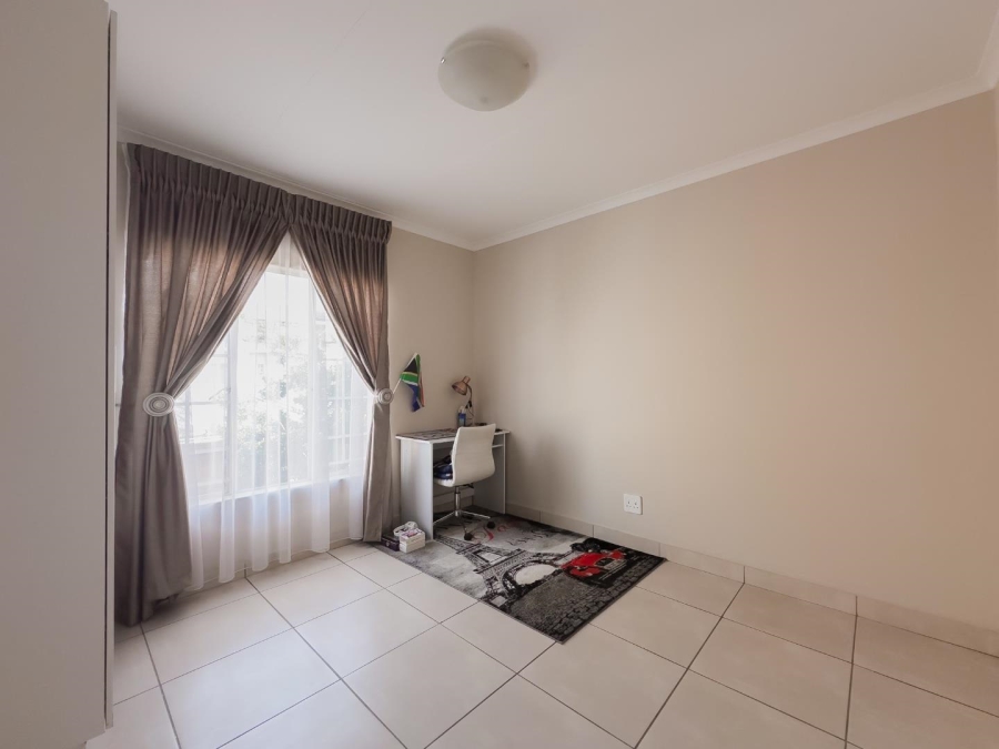 To Let 3 Bedroom Property for Rent in Hazeldean Gauteng