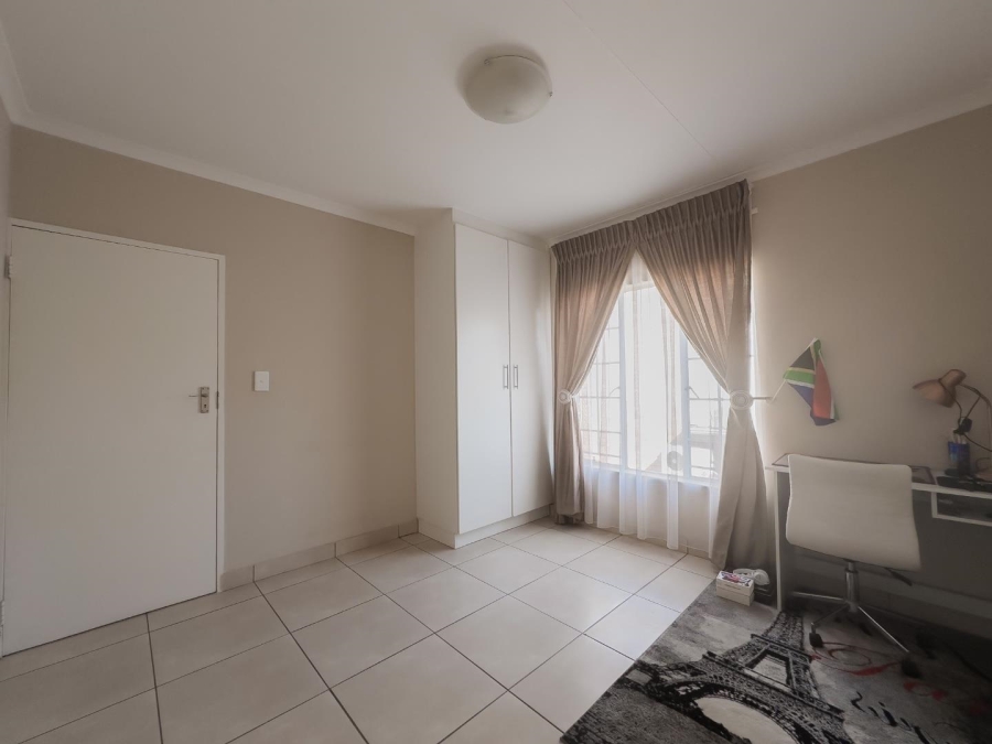 To Let 3 Bedroom Property for Rent in Hazeldean Gauteng
