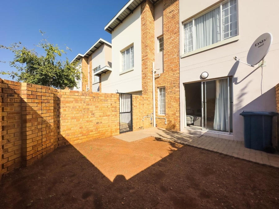 To Let 3 Bedroom Property for Rent in Hazeldean Gauteng