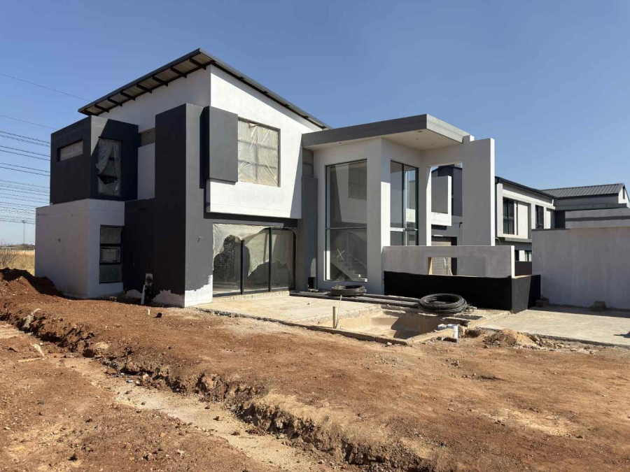 4 Bedroom Property for Sale in Midstream Heights Gauteng