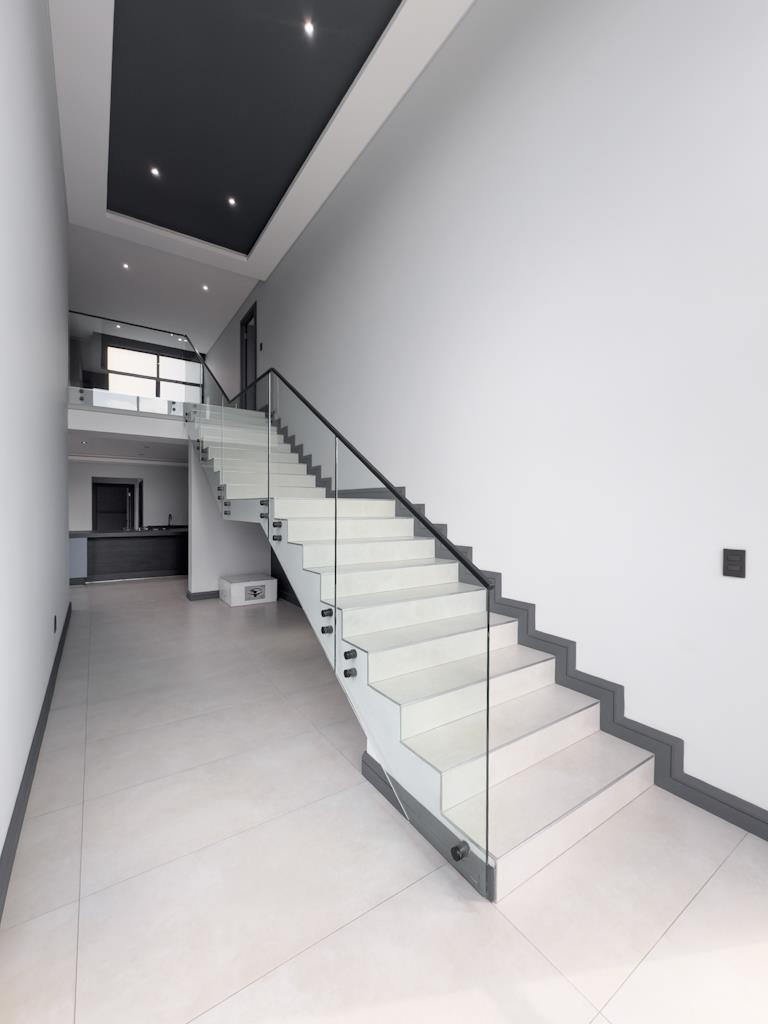 4 Bedroom Property for Sale in Midstream Heights Gauteng