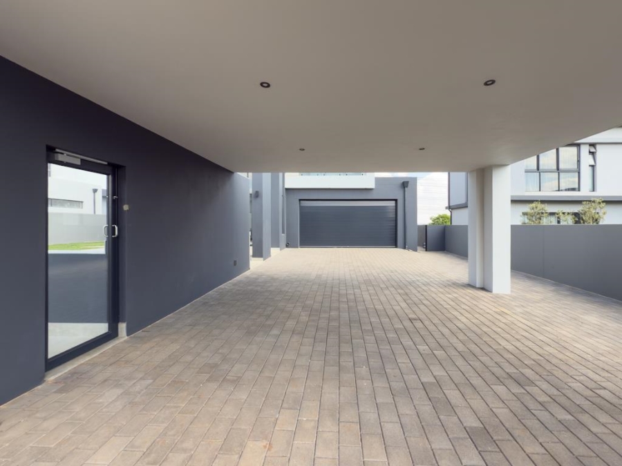 4 Bedroom Property for Sale in Midstream Heights Gauteng
