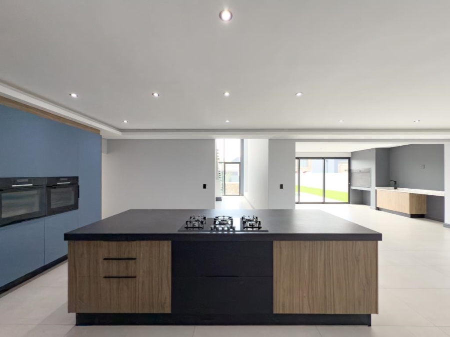 4 Bedroom Property for Sale in Midstream Heights Gauteng