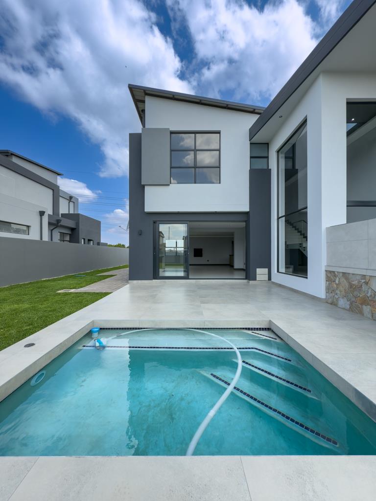 4 Bedroom Property for Sale in Midstream Heights Gauteng