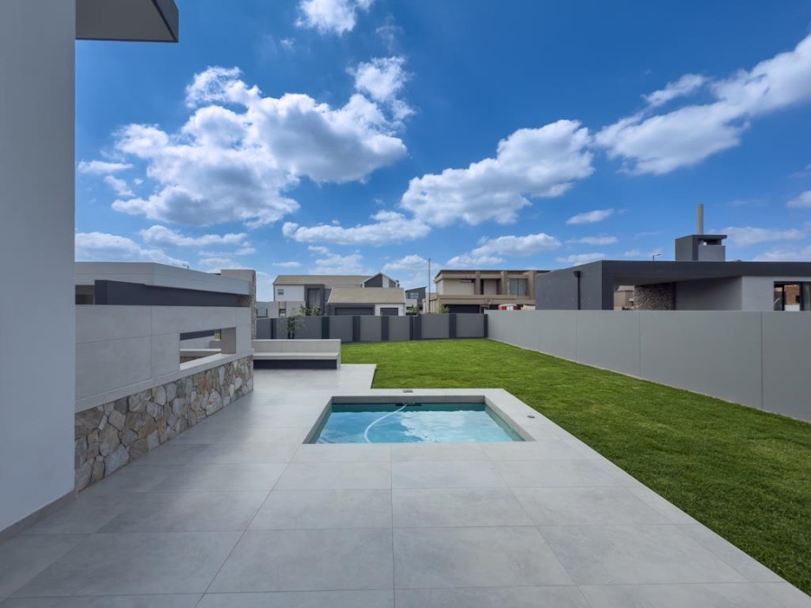4 Bedroom Property for Sale in Midstream Heights Gauteng