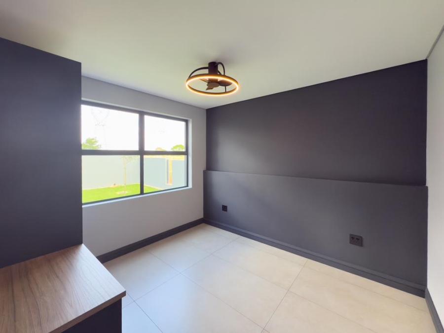 4 Bedroom Property for Sale in Midstream Heights Gauteng