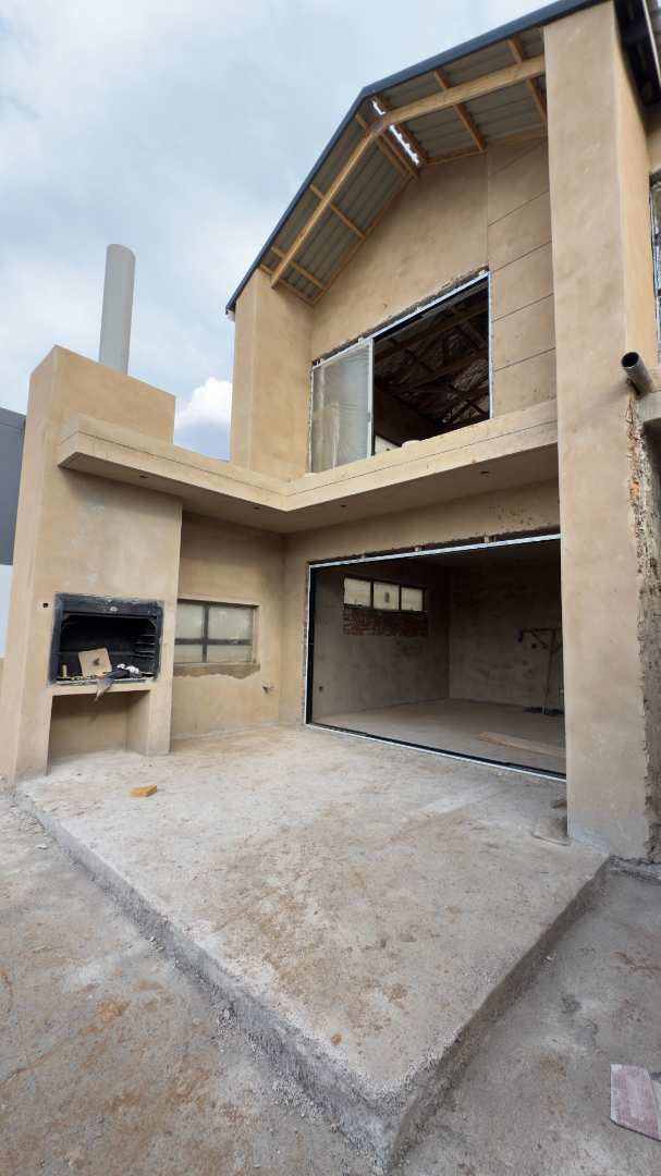 4 Bedroom Property for Sale in Fountainbrook Estate Gauteng