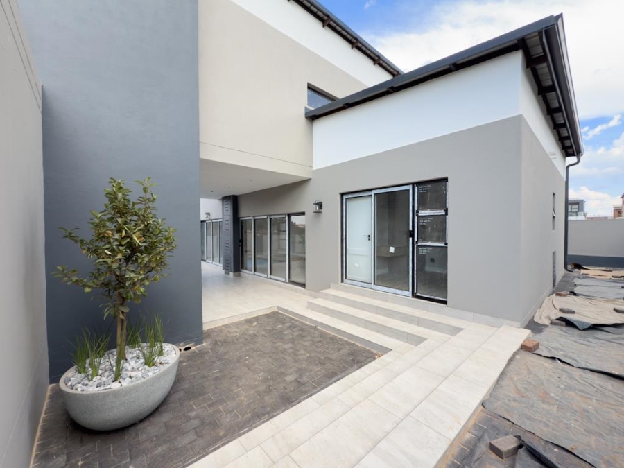 4 Bedroom Property for Sale in Fountainbrook Estate Gauteng