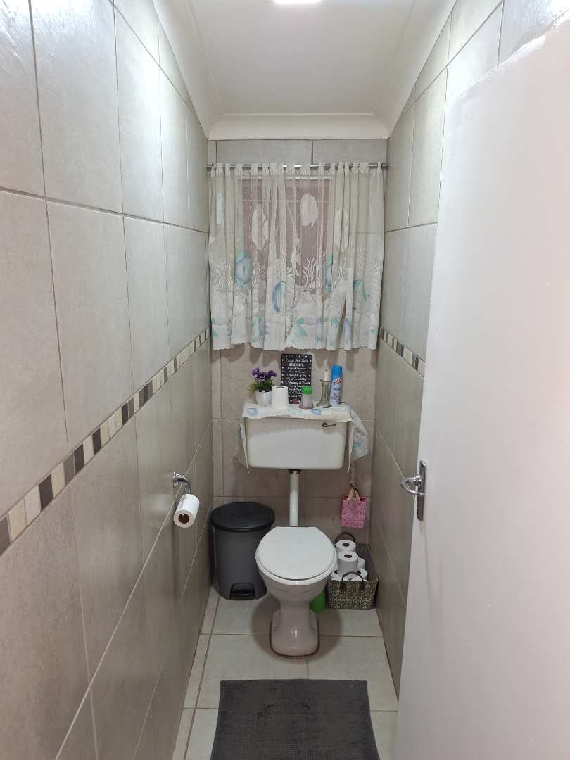 4 Bedroom Property for Sale in Valhalla Gauteng