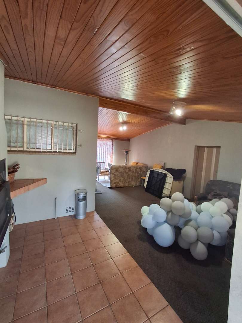 4 Bedroom Property for Sale in Valhalla Gauteng