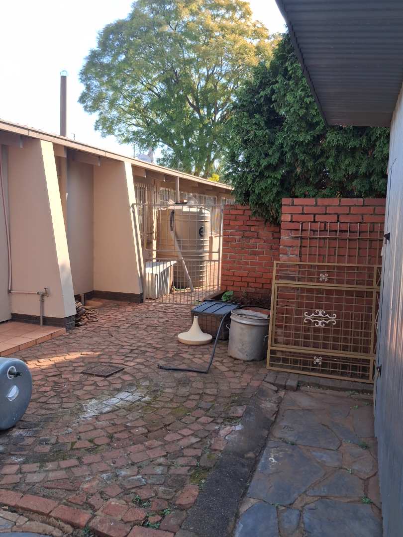 4 Bedroom Property for Sale in Valhalla Gauteng