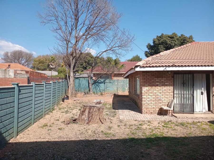 To Let 3 Bedroom Property for Rent in Silverton Gauteng