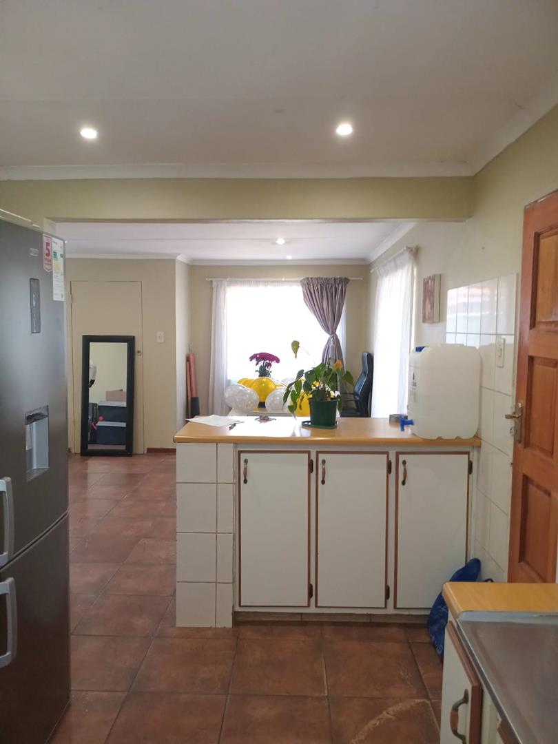 To Let 3 Bedroom Property for Rent in Silverton Gauteng