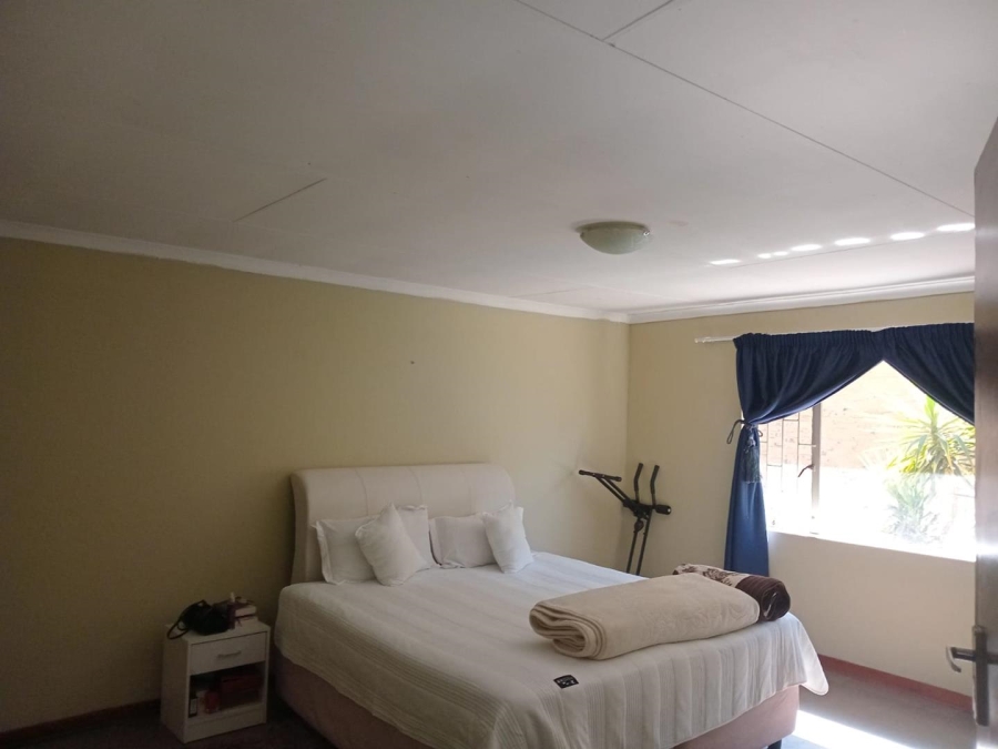 To Let 3 Bedroom Property for Rent in Silverton Gauteng
