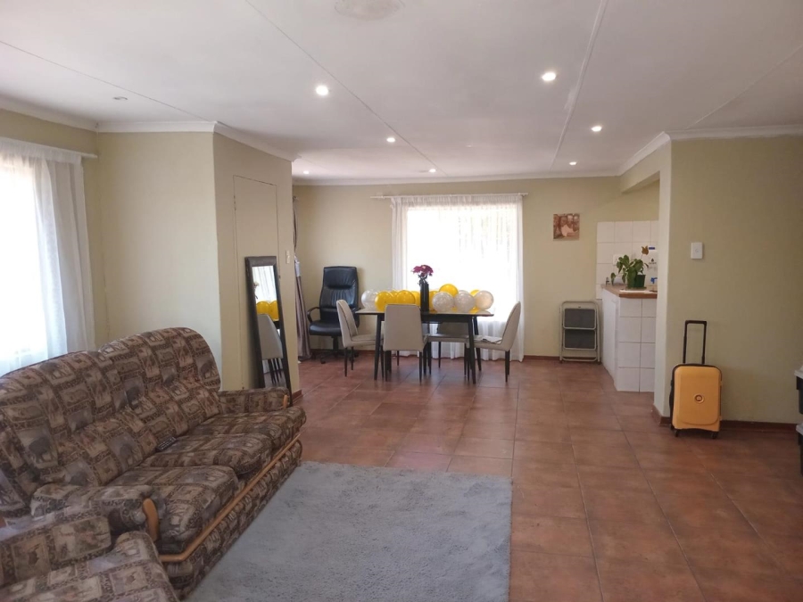 To Let 3 Bedroom Property for Rent in Silverton Gauteng