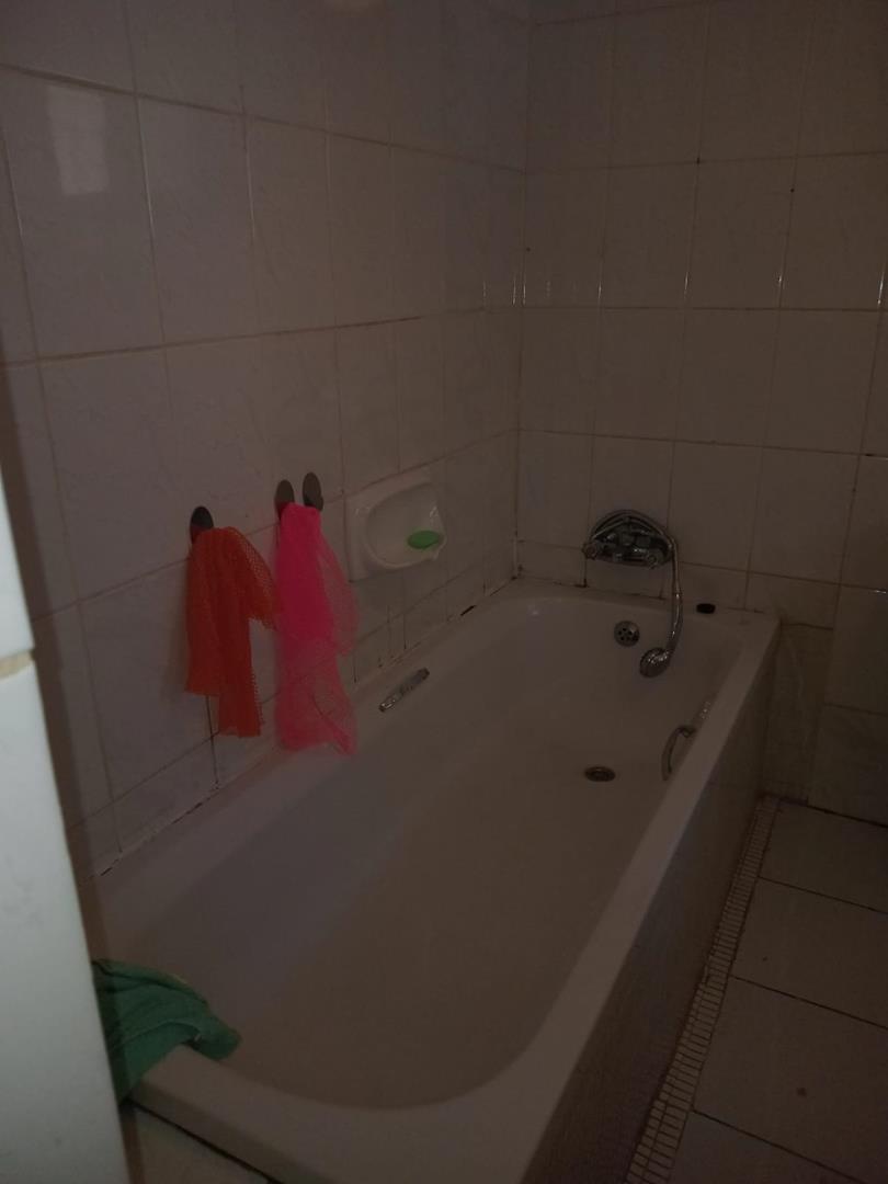 To Let 3 Bedroom Property for Rent in Silverton Gauteng