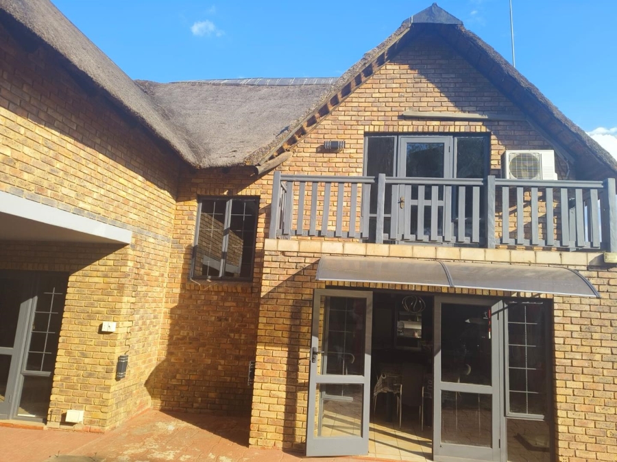 3 Bedroom Property for Sale in Val de Grace Gauteng