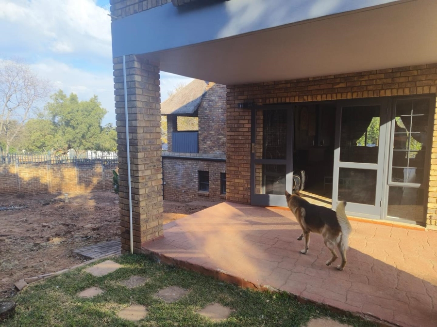 3 Bedroom Property for Sale in Val de Grace Gauteng