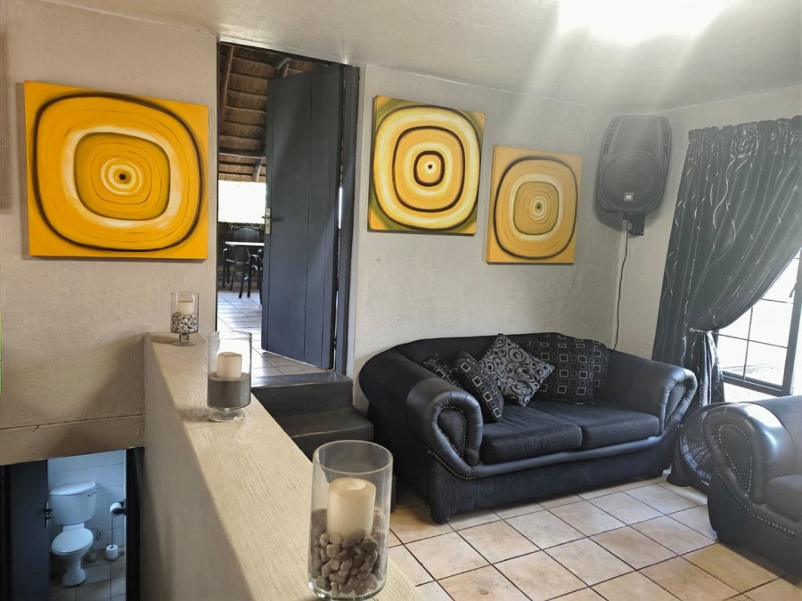3 Bedroom Property for Sale in Val de Grace Gauteng