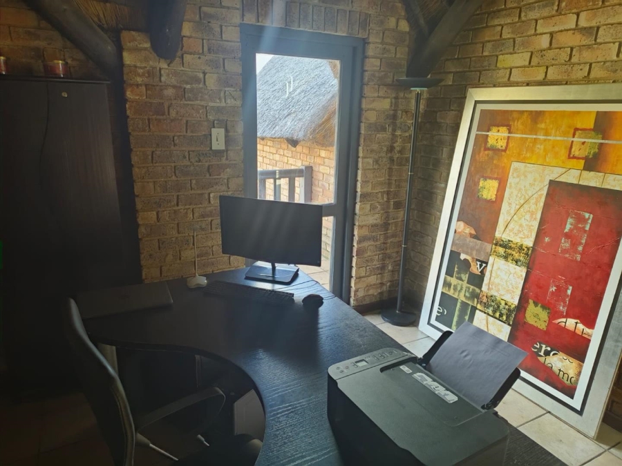 3 Bedroom Property for Sale in Val de Grace Gauteng