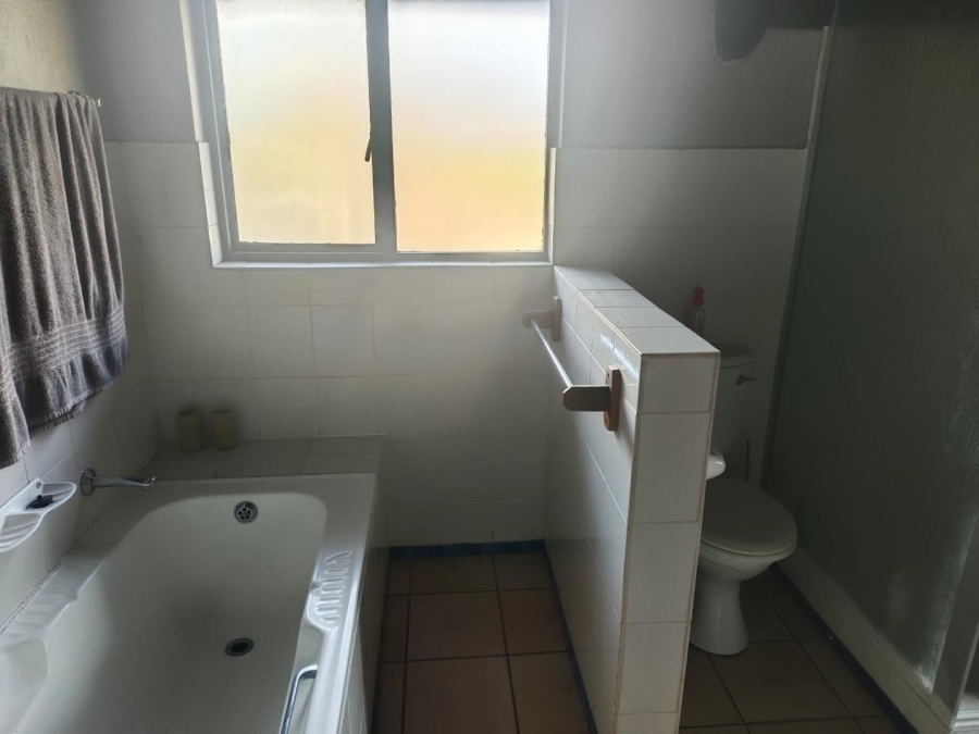 3 Bedroom Property for Sale in Val de Grace Gauteng