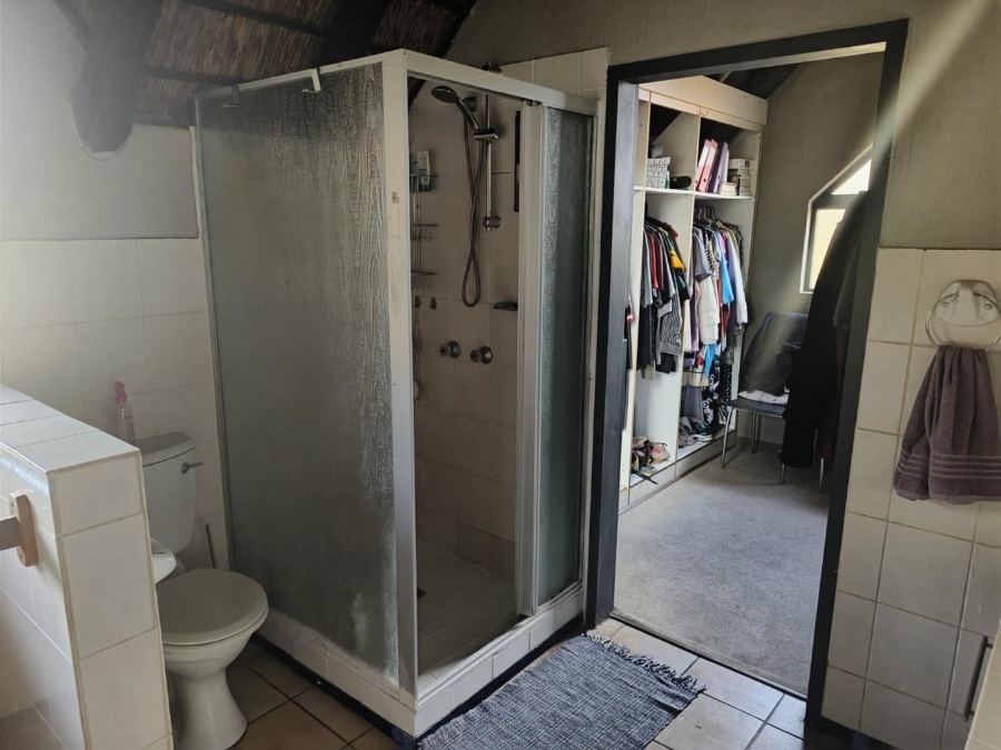 3 Bedroom Property for Sale in Val de Grace Gauteng