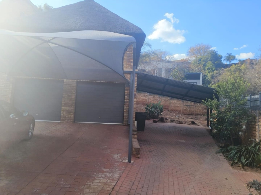 3 Bedroom Property for Sale in Val de Grace Gauteng