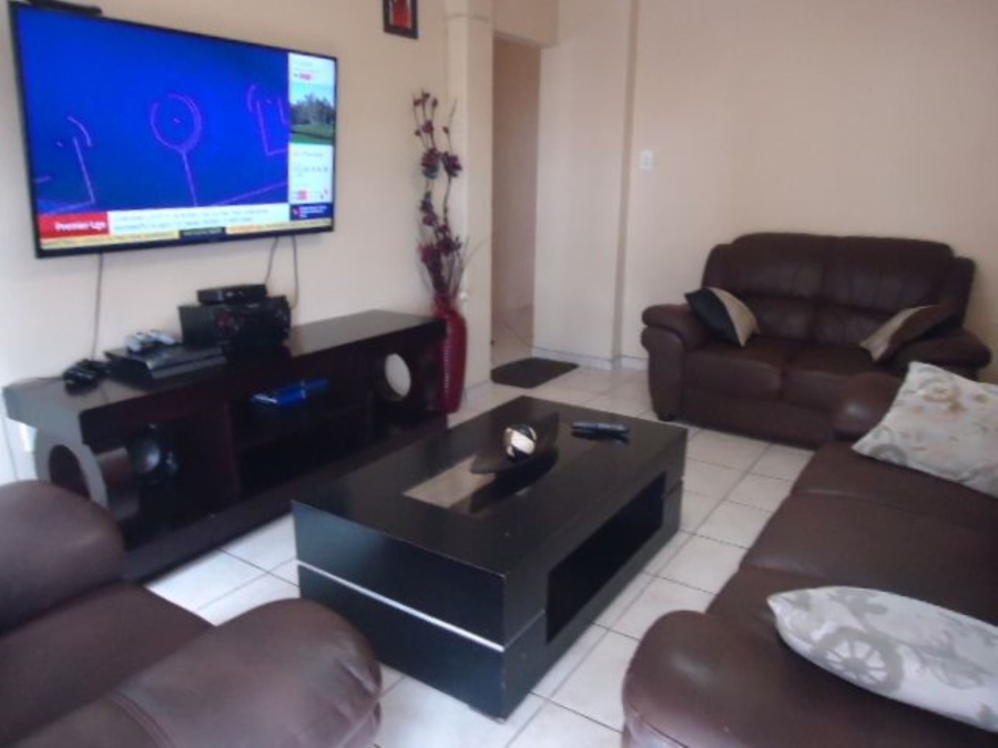 2 Bedroom Property for Sale in Silverton Gauteng