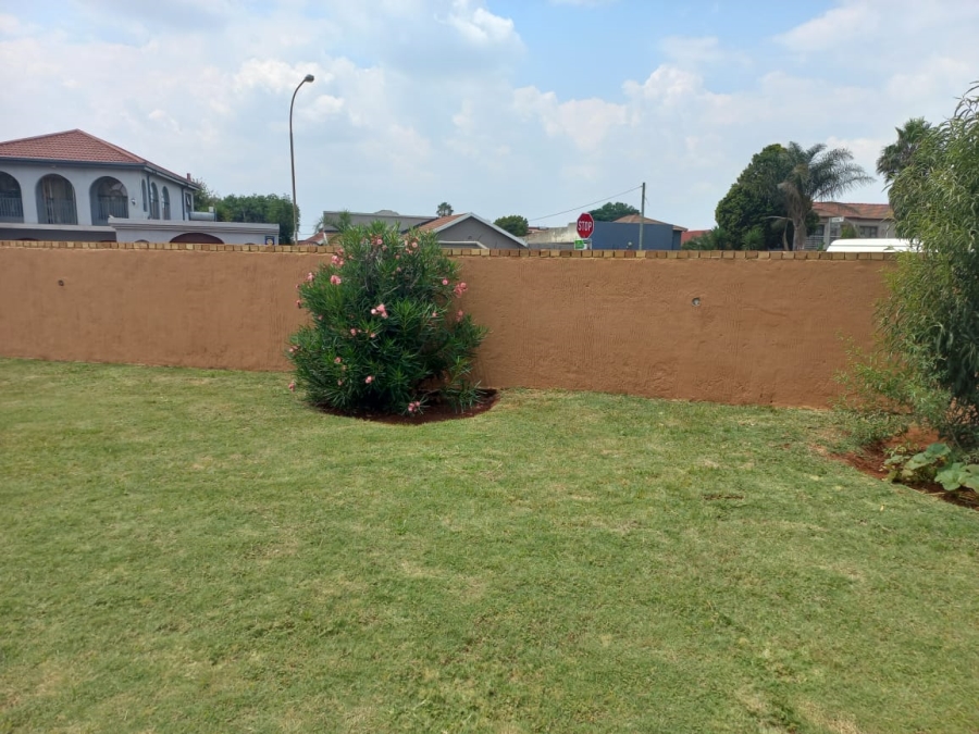 3 Bedroom Property for Sale in Lenasia Gauteng
