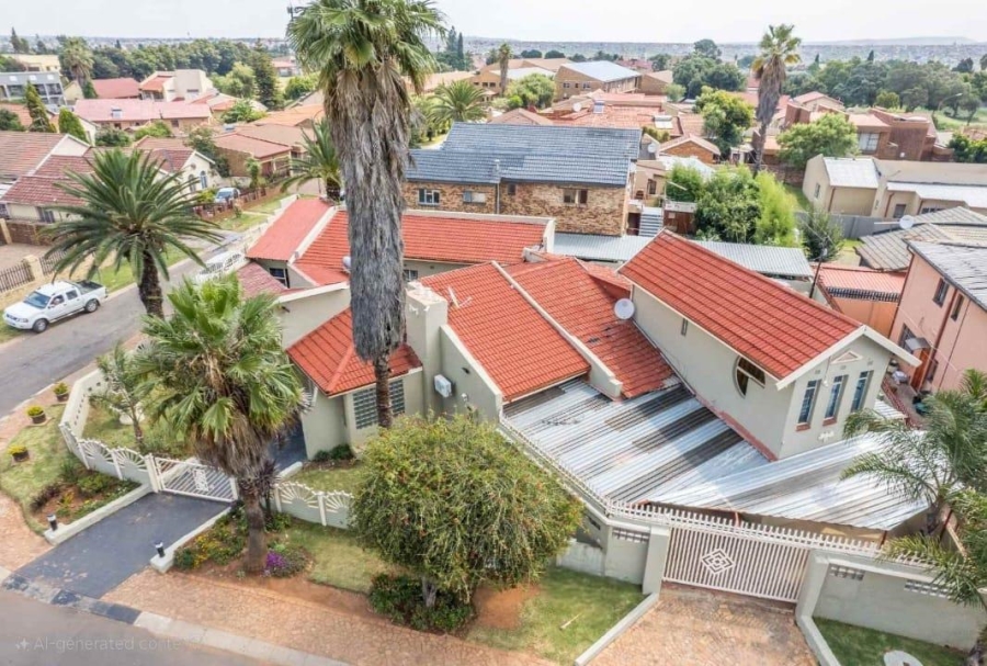 4 Bedroom Property for Sale in Lenasia South Gauteng