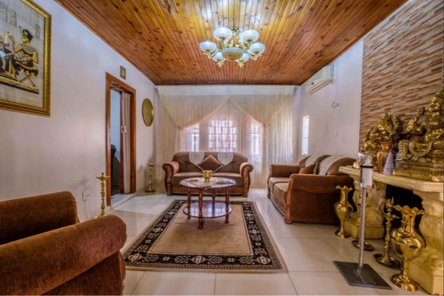4 Bedroom Property for Sale in Lenasia South Gauteng