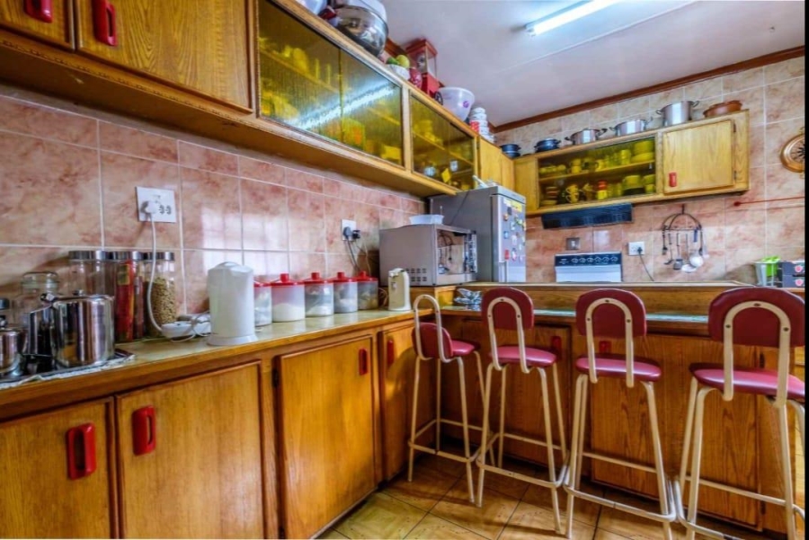 4 Bedroom Property for Sale in Lenasia South Gauteng