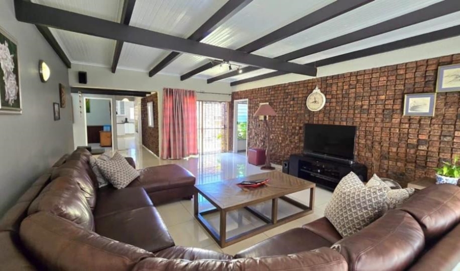 3 Bedroom Property for Sale in Brackenhurst Gauteng