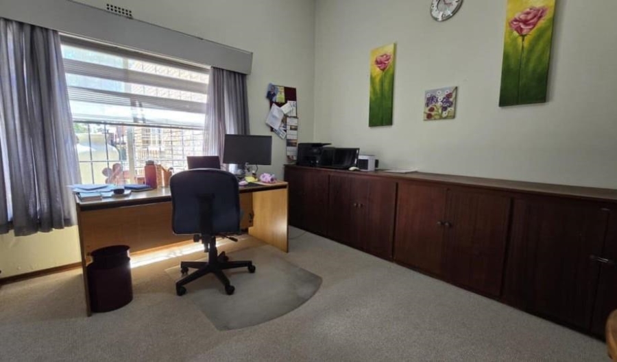 3 Bedroom Property for Sale in Brackenhurst Gauteng