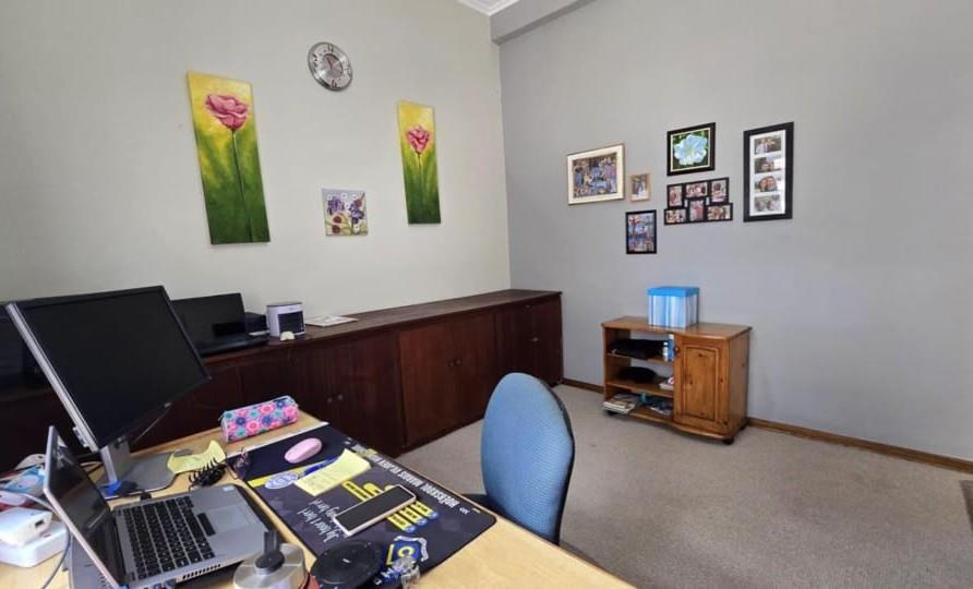 3 Bedroom Property for Sale in Brackenhurst Gauteng