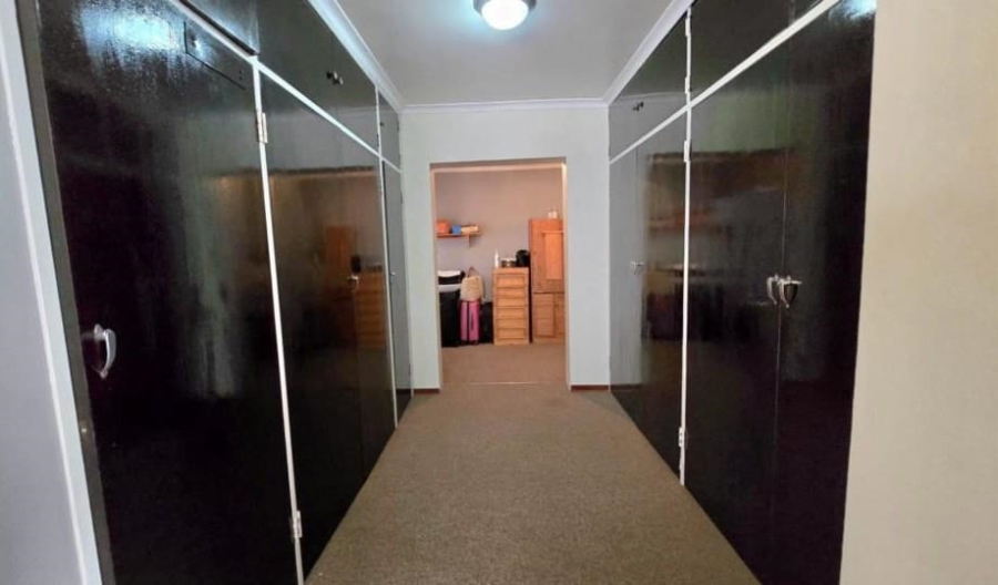3 Bedroom Property for Sale in Brackenhurst Gauteng