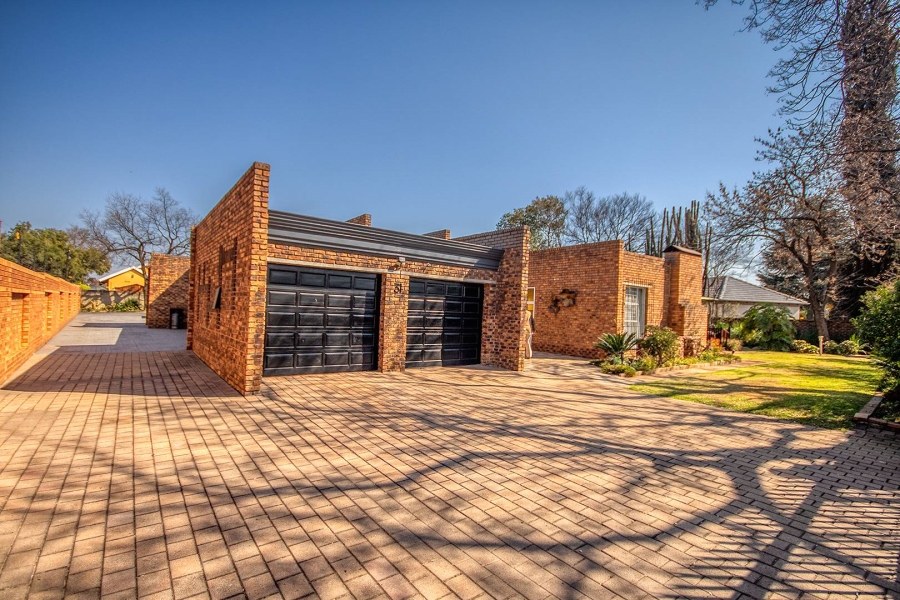 3 Bedroom Property for Sale in Brackenhurst Gauteng