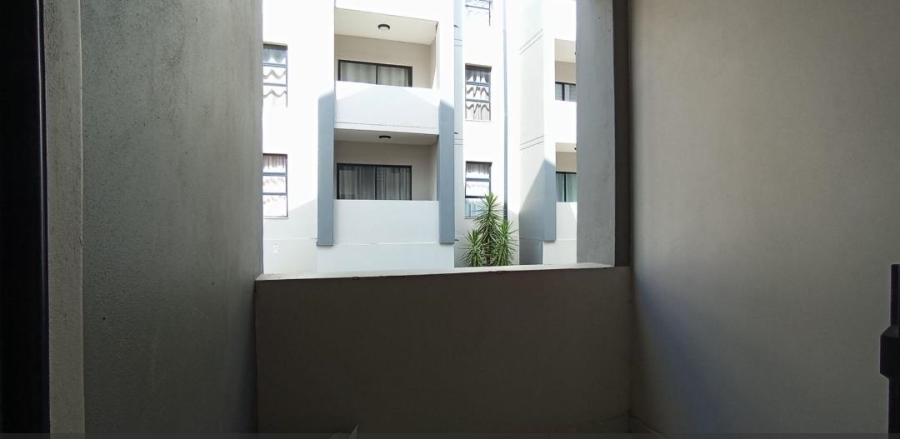 1 Bedroom Property for Sale in Midridge Park Gauteng