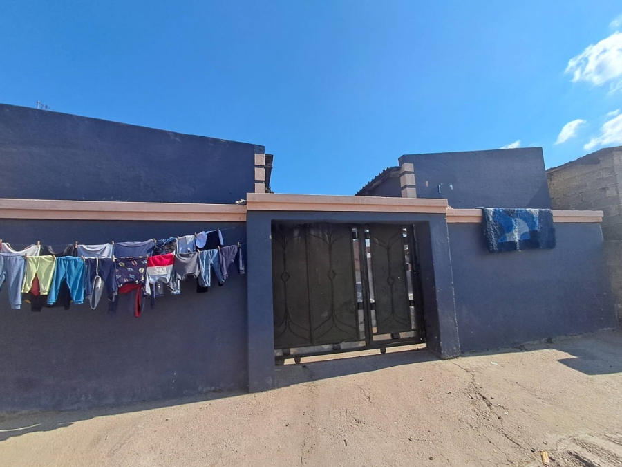12 Bedroom Property for Sale in Ivory Park Gauteng