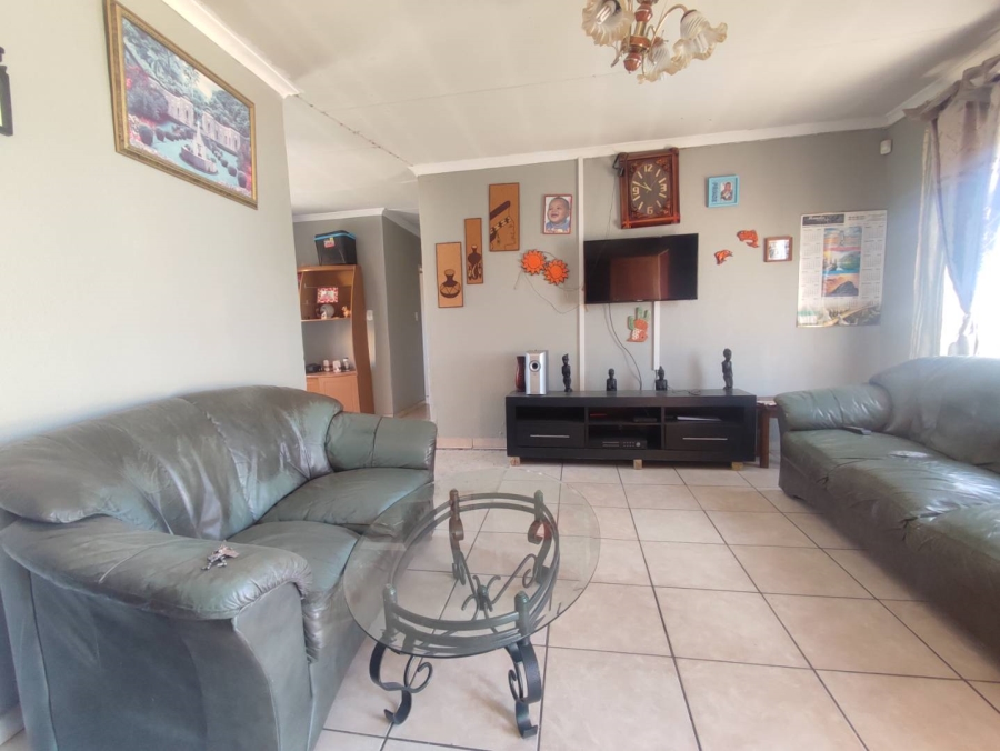 4 Bedroom Property for Sale in Cosmo City Gauteng