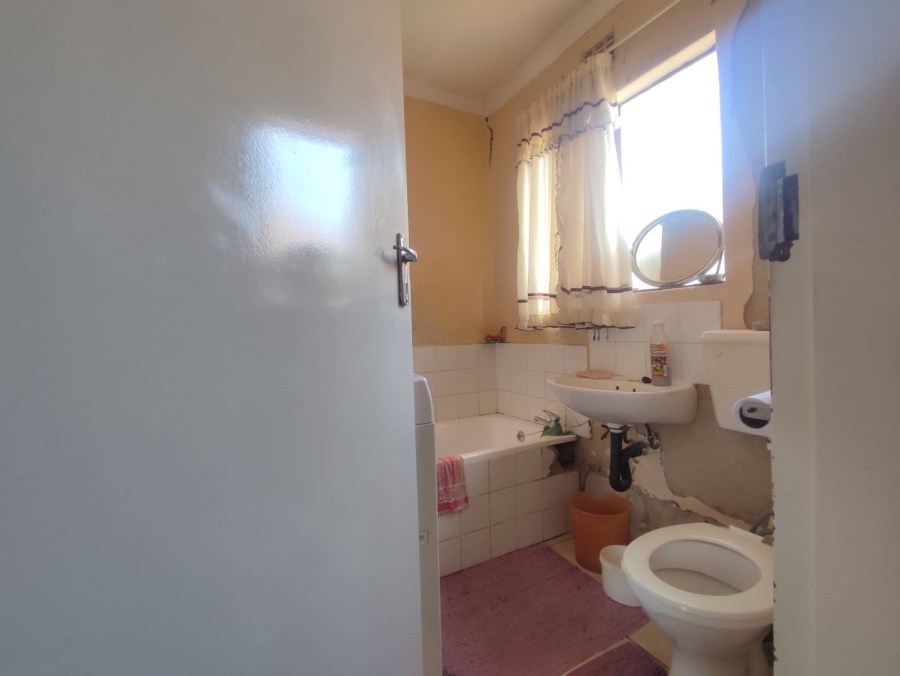 4 Bedroom Property for Sale in Cosmo City Gauteng