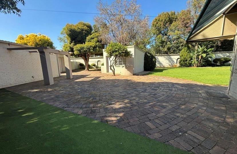 3 Bedroom Property for Sale in Bedfordview Gauteng