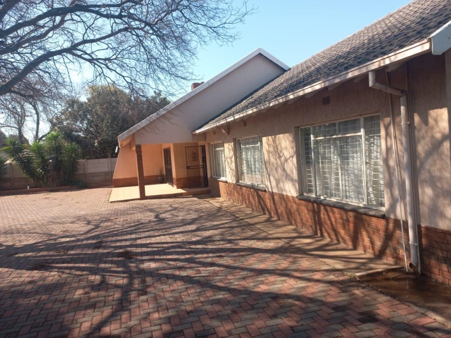 3 Bedroom Property for Sale in Doringkloof Gauteng