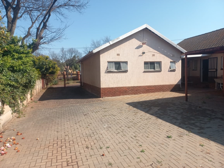 3 Bedroom Property for Sale in Doringkloof Gauteng